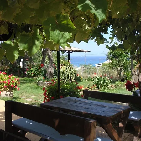 Skala * Άγιος Ματθαίος