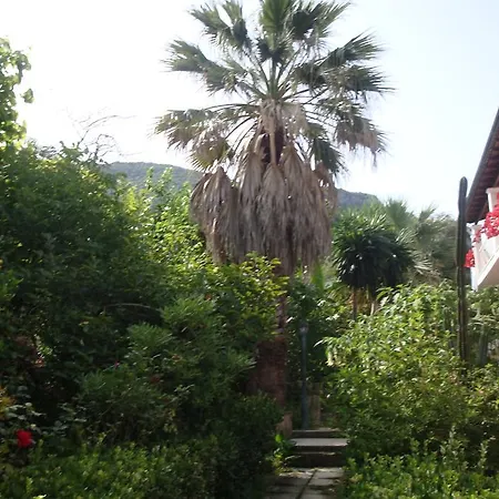 Hotel Skala Ágios Matthaíos